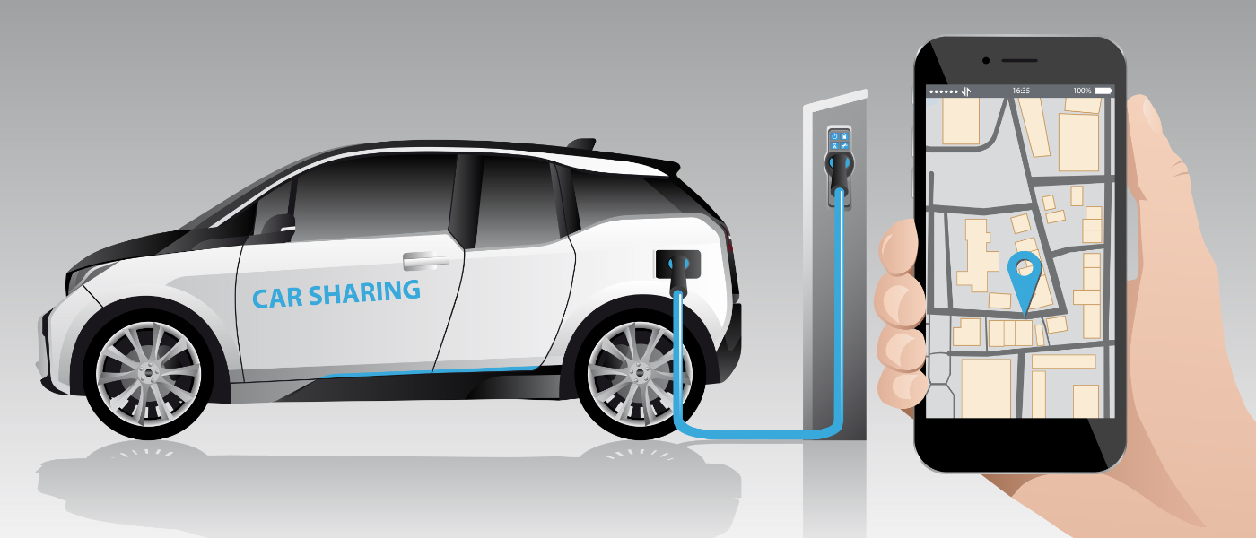 Illustration eines Elektro-Carsharing-Autos an einer Ladesäule neben einer Hand mit Smartphone und Kartenausschnitt mit sichtbarem Standort.